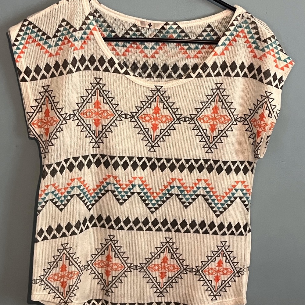 BLUE PLANET 🌎 TOP FOR WOMEN SIZE S GEOMETRIC PATTERN SLEEVELESS
